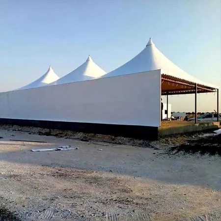 مظلات هرمية  جدة – مزيج من الجمال والمتانة 0552997570