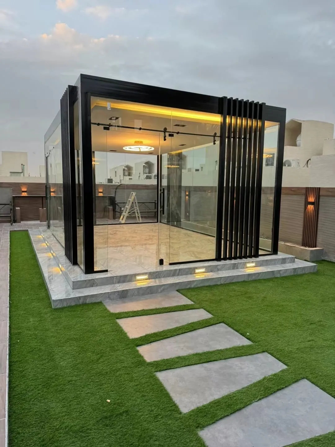 تركيب مجالس زجاجية في جدة - مظلات وسواتر أمان جدة 0552997570