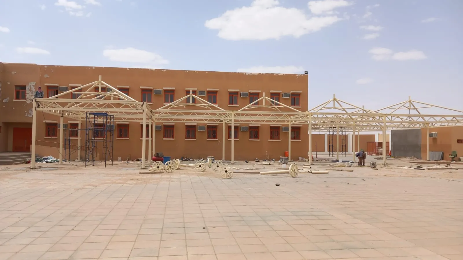 وصف مظلات مدارس جدة | حماية وأناقة وجودة 0552997570