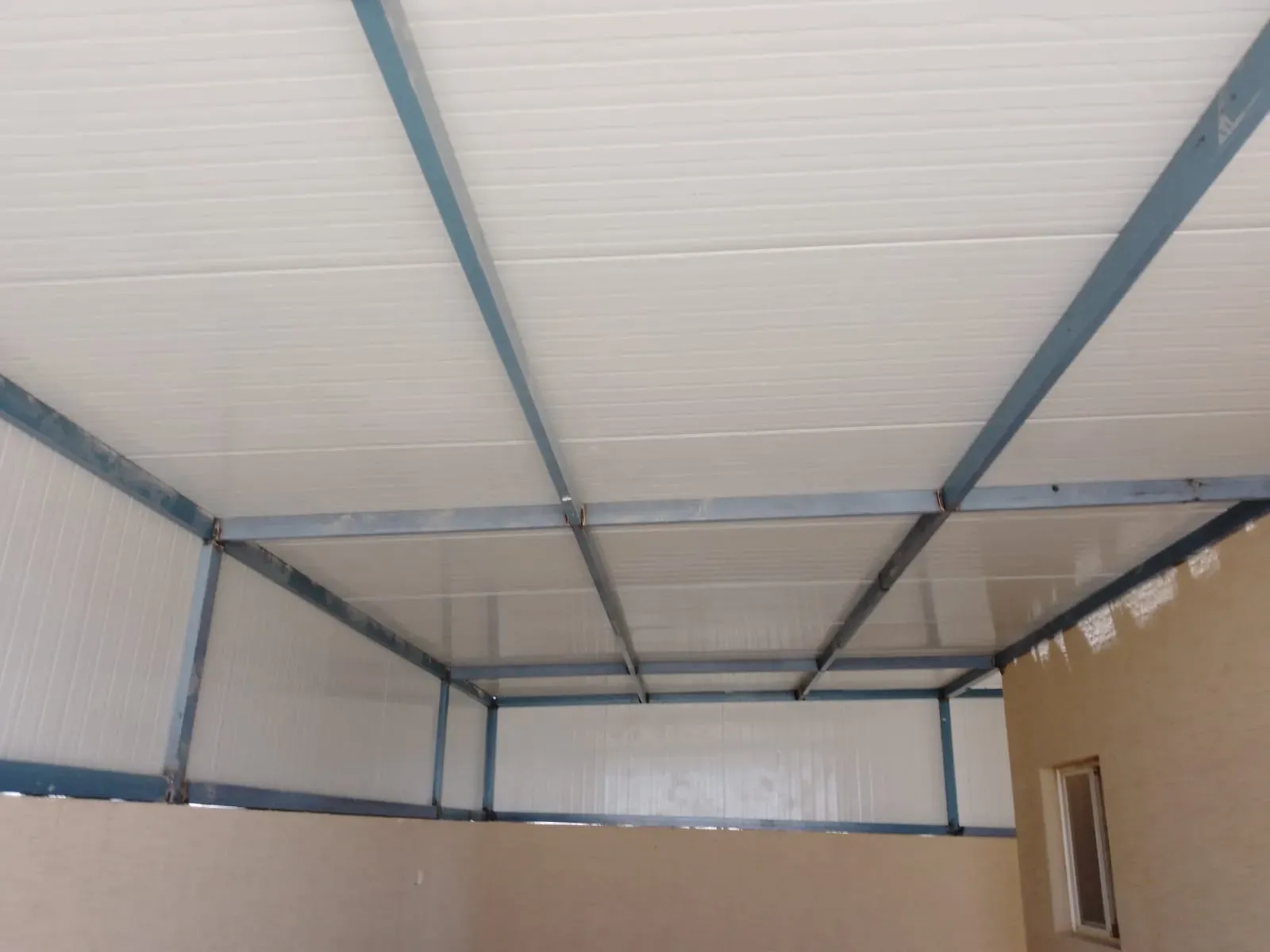 تركيب ساندويش بانل جدة | مظلات وسواتر أمان جدة 0552997570