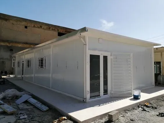 تركيب غرف ساندوتش بانل مظلات امان | جودة في العزل والتركيب - 0552997570