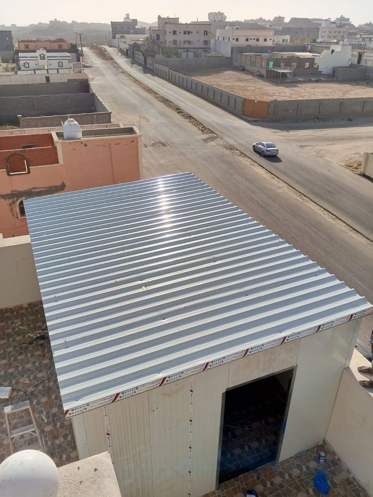 تركيب ساندوتش بانل جدة – قدرة عالية العزل الحراري والصوتي