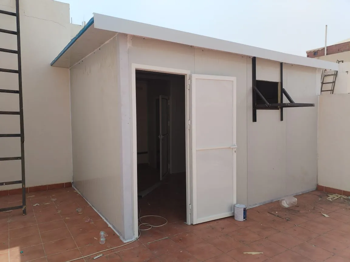 تركيب ساندوتش بانل جدة – قدرة عالية العزل الحراري والصوتي