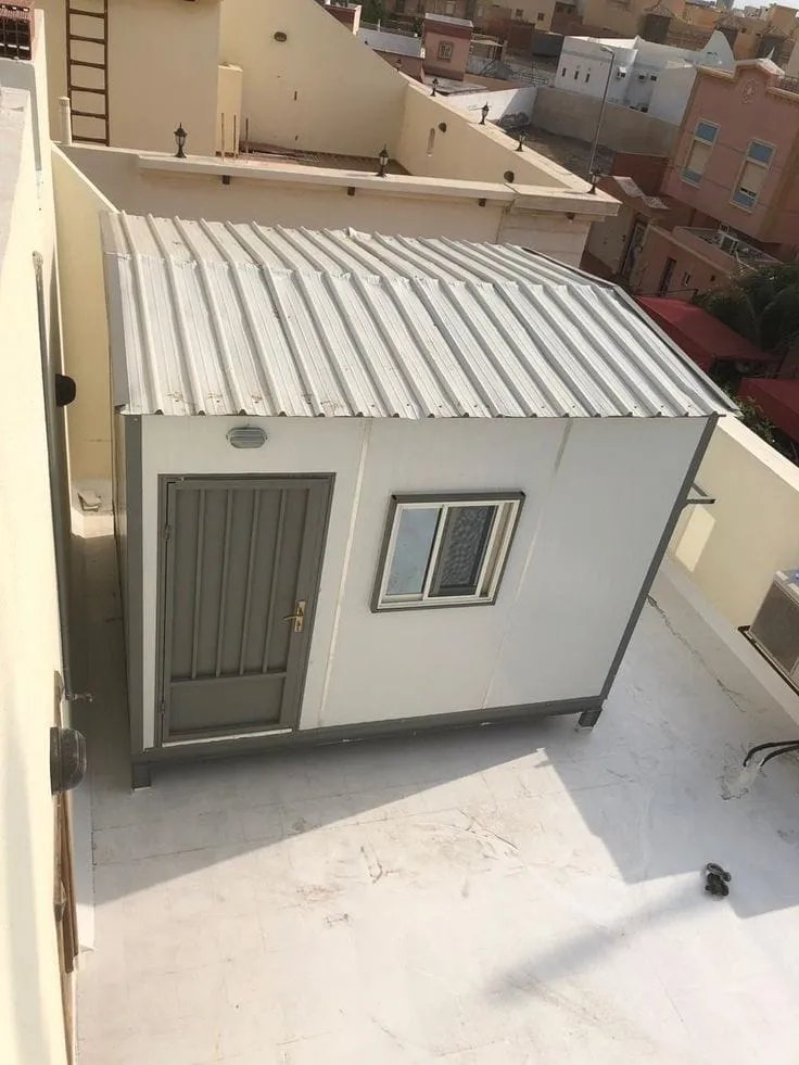 ساندوتش بانل جدة | تركيب أسقف وغرف ساندوتش بانل جدة